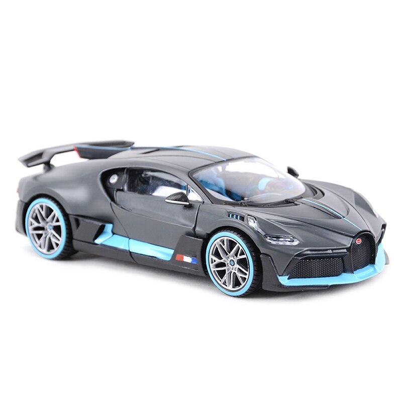 Maisto 1:24 Bugatti Divo Sports Car Static Die Cast Vehicles Collectible Model Car Toys